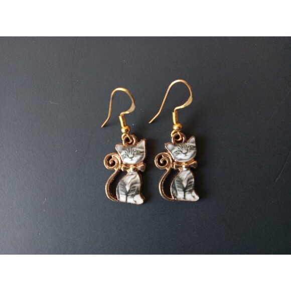 NIB Tabby Cat Charm Bow Kitty Petite Dangle Earrings w/ Gold Plated Hooks - Picture 7 of 9